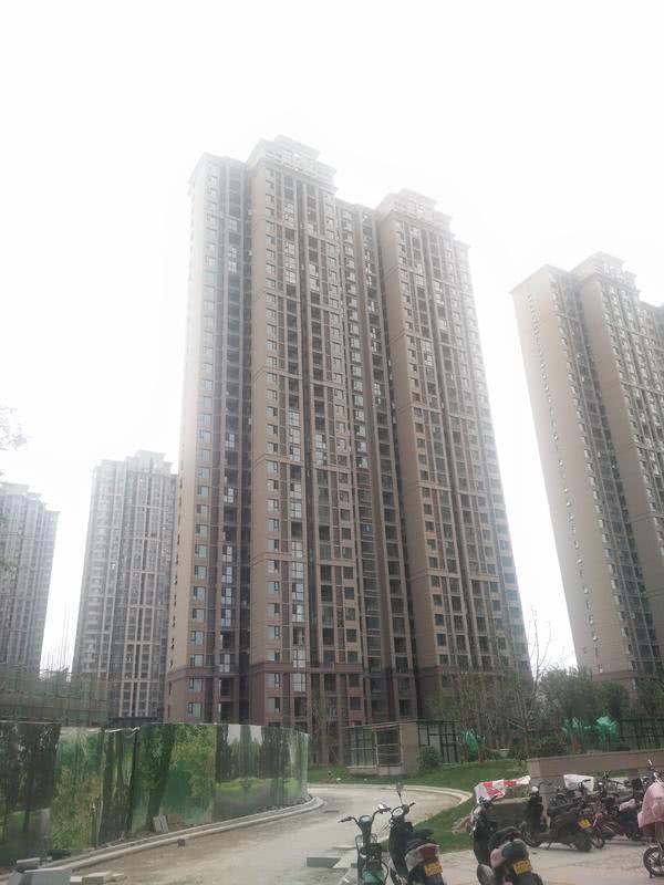 鄭州一樓盤(pán)延期交房11個(gè)月,違約金沒(méi)給完就不給了?開(kāi)發(fā)商回應(yīng)